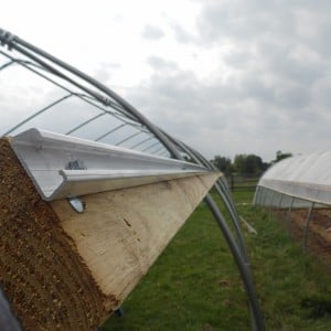 Close-up of the wire framing and the hipboards