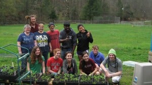 Greenhouse volunteers 4-15_0083