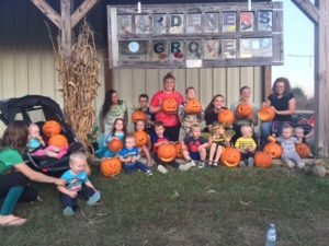 Pumpkin Carvers showing great pumpkins.